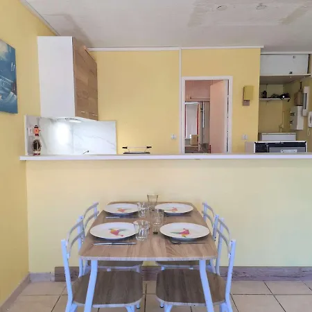 Lumineux 2 Pieces, 4 Couchages, Proche Commodites, Cap D'agde - Fr-1-249-378